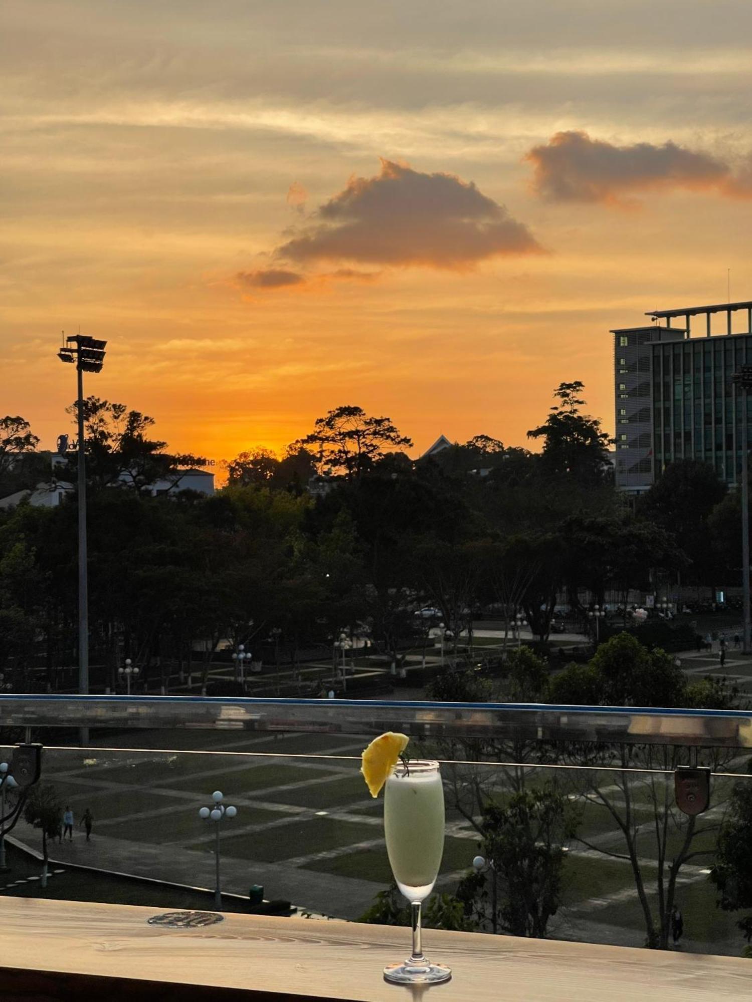 Ngon Avatar Hotel Pleiku Ngoại thất bức ảnh